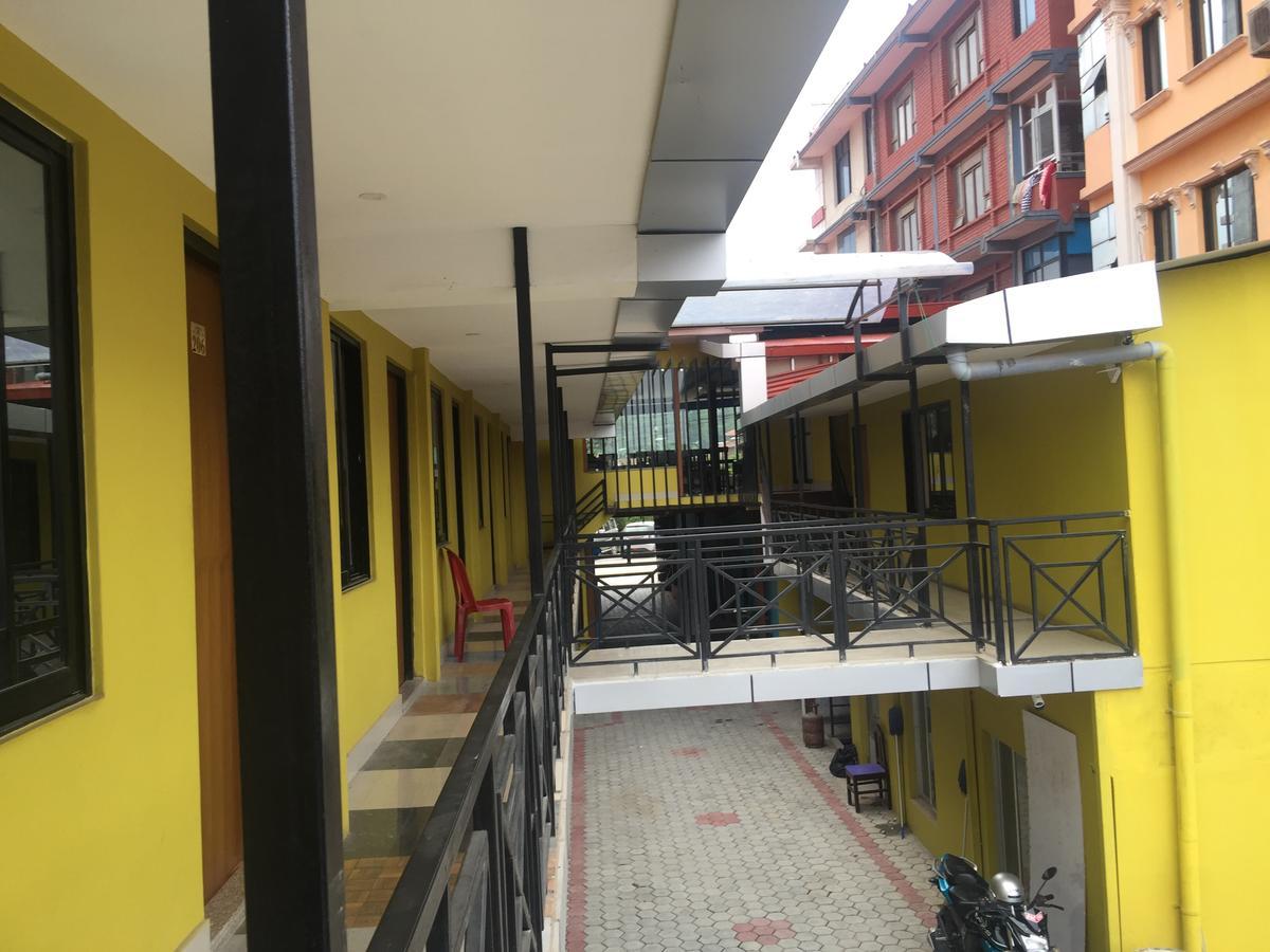 Hotel Dine & Dream Kathmandu Exterior foto